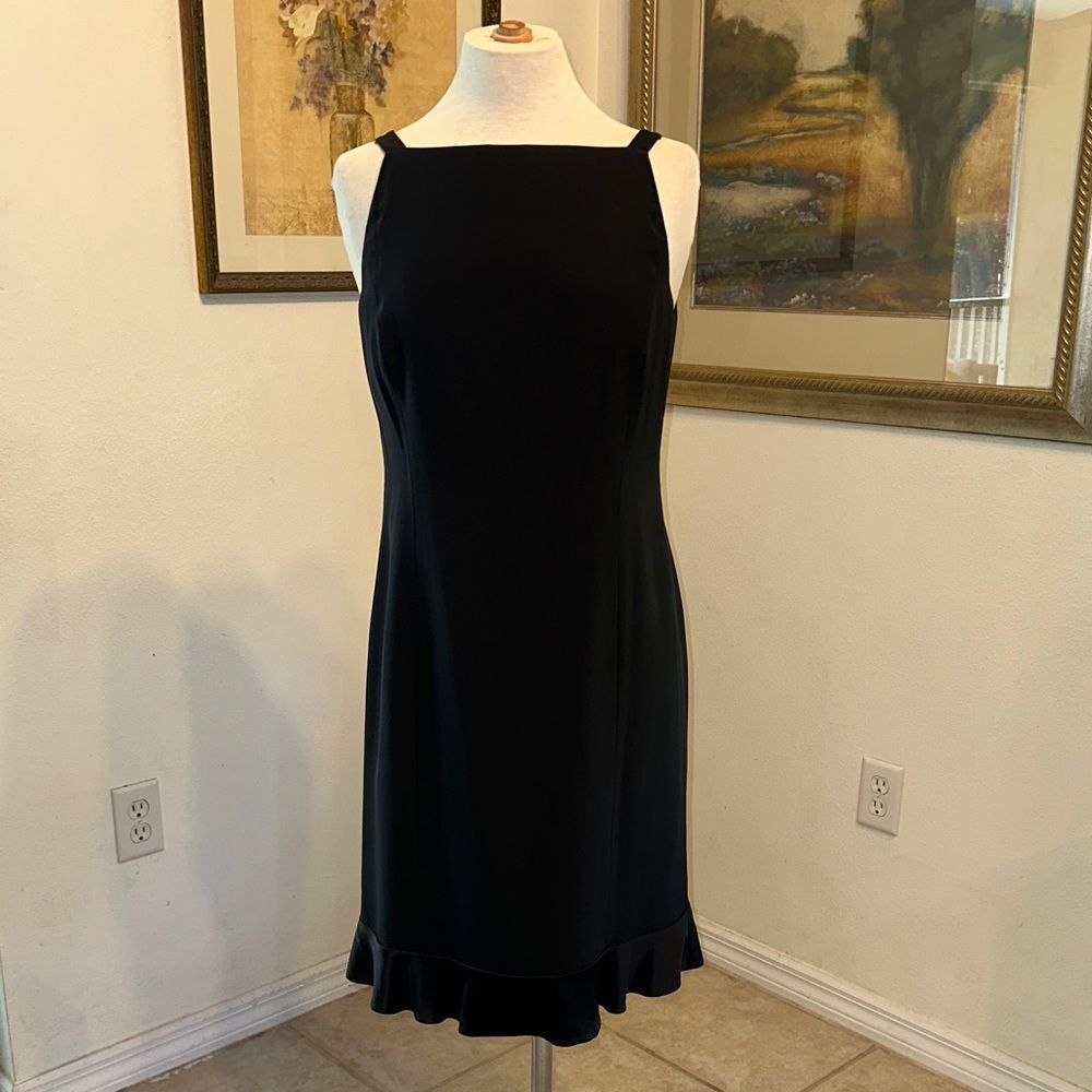 W by WORTH Petite Elegant Black 100% Silk Dress w/ Ruffle Trim Size 8P